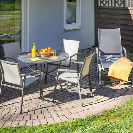 Apartment Haus Am Hövt - 16 Goehren (Ruegen)